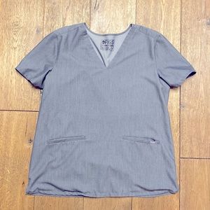Figs Graphite Casma Three-Pocket Scrub Top
